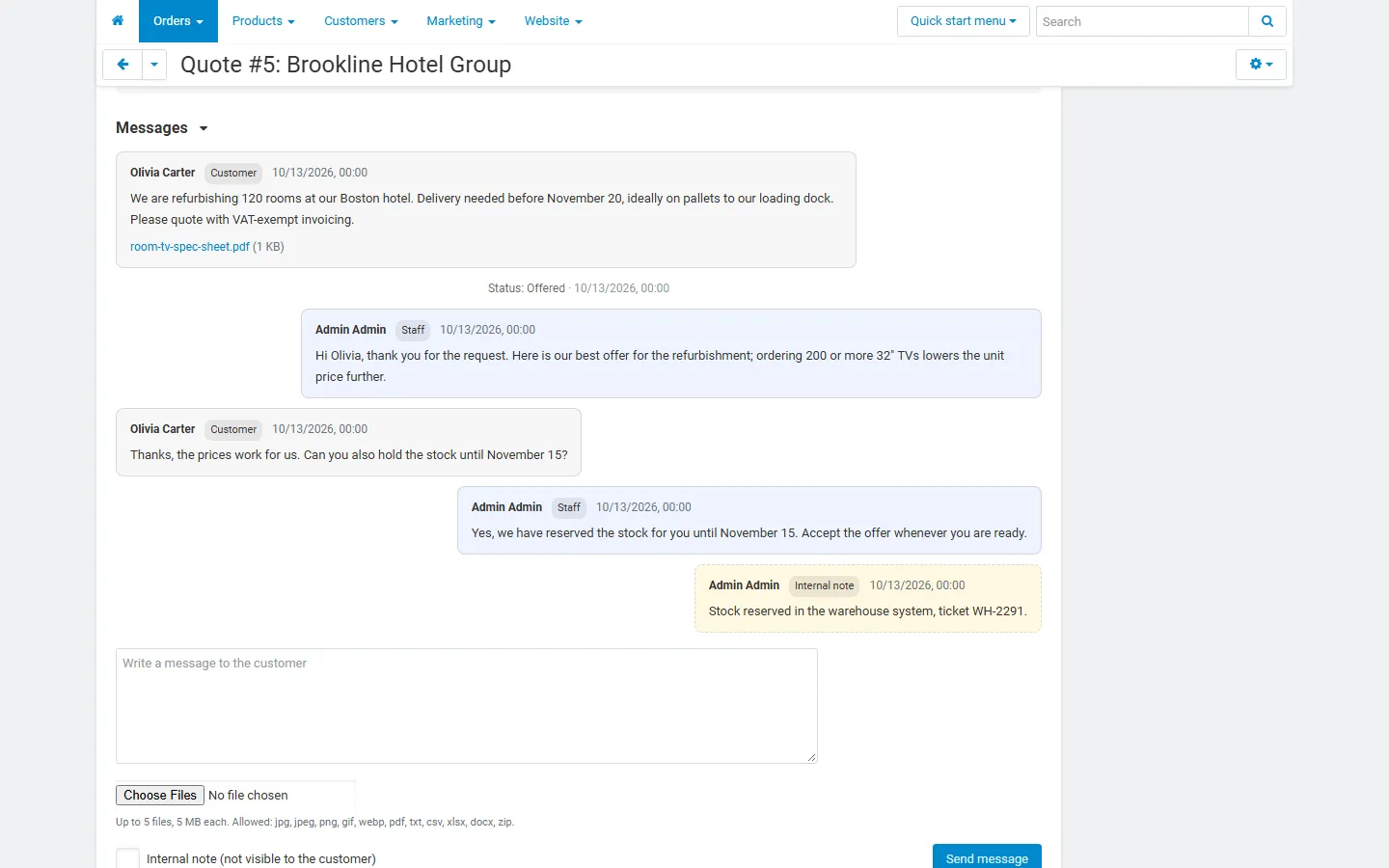 Admin messages: customer and staff messages with the attachment, a status line and a yellow internal note, plus the reply form.
